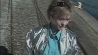 Korthåriga svenska brudars intervju & cum ansiktsbehandling