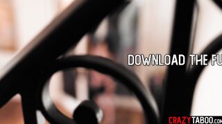 Submissive Maya Woulfe used by lesbians