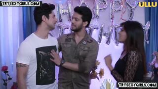 Shalini Ko Diya Birthday Gift Boyfriend