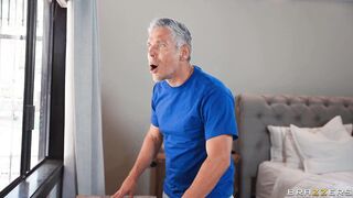 Having a sneaky sex with my neighbors hot wife