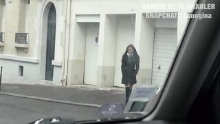 BRUNE AUX GROS SEINS QUI AIME LA QUEUE