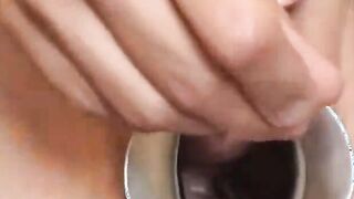 MILFs bei Lesbendreier mit Riesentoys