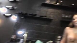 Morena gostosa do rabão fudendo com o dotado