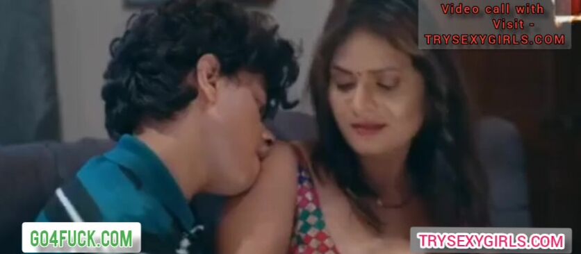 Indian Mummy fucked by real stepson hardcore Bedroom sex