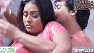 Indian sexy Bhabhi ko Dewar ne kitchen mai aakela dekha Chudai kari