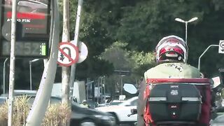 Loirinha gostosa do rabão fudendo com o negão dotado