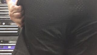 Big Balls Bareback: Cum Slapping Action!