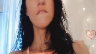 Hot Cam Girl Pleasures Herself with Dildo