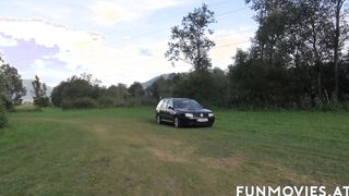 2 sexual amateurs outside