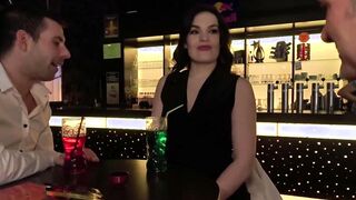 Heiage Frau zum One-Night-Stand eingeladen