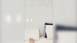 Hairy pussy babe, leakwave