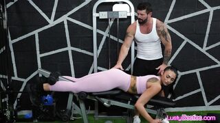 Gym besties in spandex sharing dick