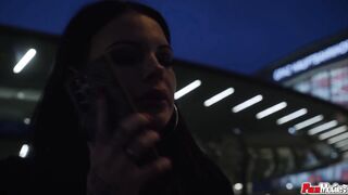 Inked dark haired eats a huge penis