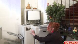 Office hot gets arse screwed