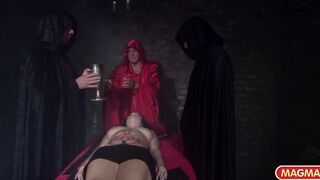 Bondage bitch gets duo dicked