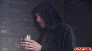 Bondage bitch gets duo dicked