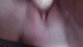 Wildes Gebumse mit Plastikschwanz