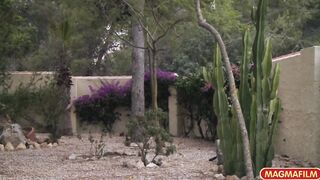 Petite bitch jumps anally a fat dick