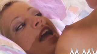 Trashy blondie gets screwed and creampie