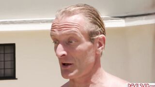 Visit my nudist neighbor and gets fucked