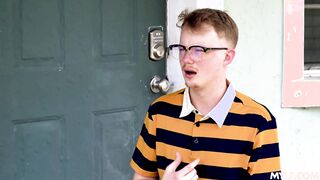 Nerdy boy fuck the huge breasts MILF neighbor