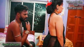 Baba Ne Ek Haseen Lady Ko Apne Vash Me Kar Ke Uska Chudai Kar Diya