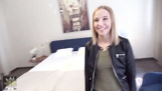 Naive und unerfahrene 18 jaahrige genagelt