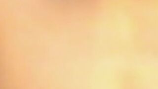 Twink Handjob auf der Wiese
