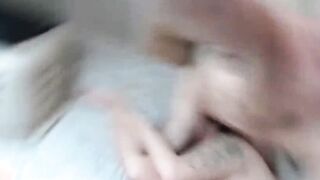 Junger Frau die Muschi geleckt und geil gefickt