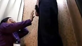 Luder lieag sich in der Umkleidekabine poppen