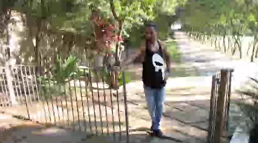 Loirinha gostosa do rabão fudendo com o negão dotado