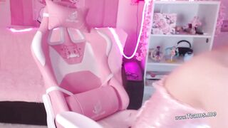 Gingerhead Tranny Faps Her Cock To Sissygasm