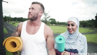 Hijab MILF cant believe this is happening