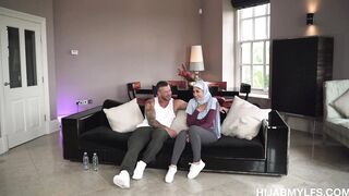 Hijab MILF cant believe this is happening