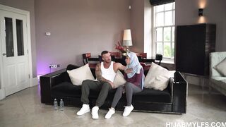 Hijab MILF cant believe this is happening