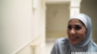 Hijab MILF cant believe this is happening