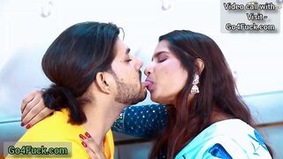 Sexy Bhabhi Seduces Her Boyfriend for Having Good Sex with Him Hindi Audio
