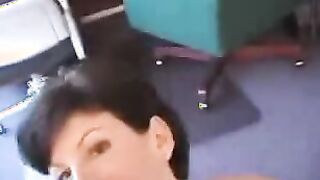 Ausgeflipptes Luder im Baero durchgevaagelt