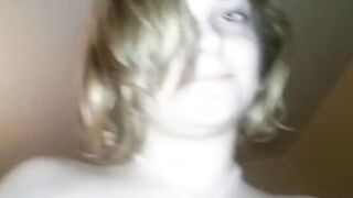Eine junge dicktittige Schlampe gebumst