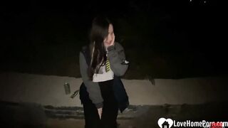 Nerdy Hottie gets fuck into the park