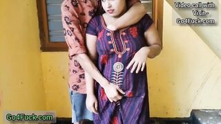 Desi Aunty ko Bete Ke Friend Ne Choda at Home
