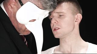 Apprentice Serg Shepard fucked by Dillon Stone
