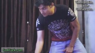 Desi Jamai Ne Sasu Maa Ko Akele Room Me Chudai Kari