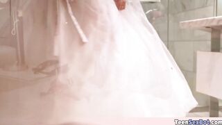 Nikki the porm night virgin gets fucked