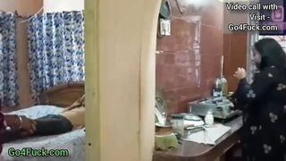 Desi Bhabhi ki Two Boys Homemade Threesome Chudai
