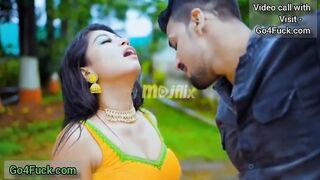 Indian Bhabhi Ki Park Me kari Chudai Boyfriend