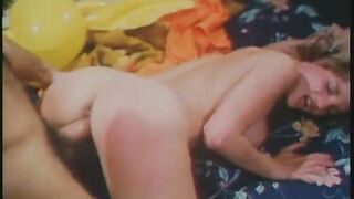 EZRKCERXAS Tais-toi chienne et suce La bite de JOUIBRULANCE!.Tais-toi! J'ai des photO