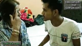 Aunty Fucking with Poor Delivery Boy