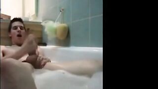 Twink's Solo Bathtub Adventure