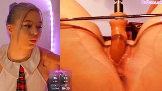 Sexy Babe Split Screen Sucking Dick and Getting Fucked